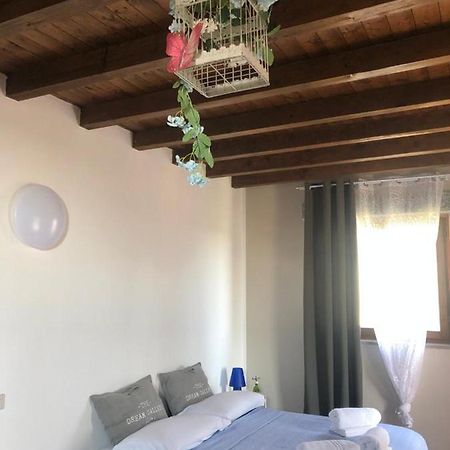 Bed and Breakfast Attico By Marconi 11 Besozzo Exterior foto